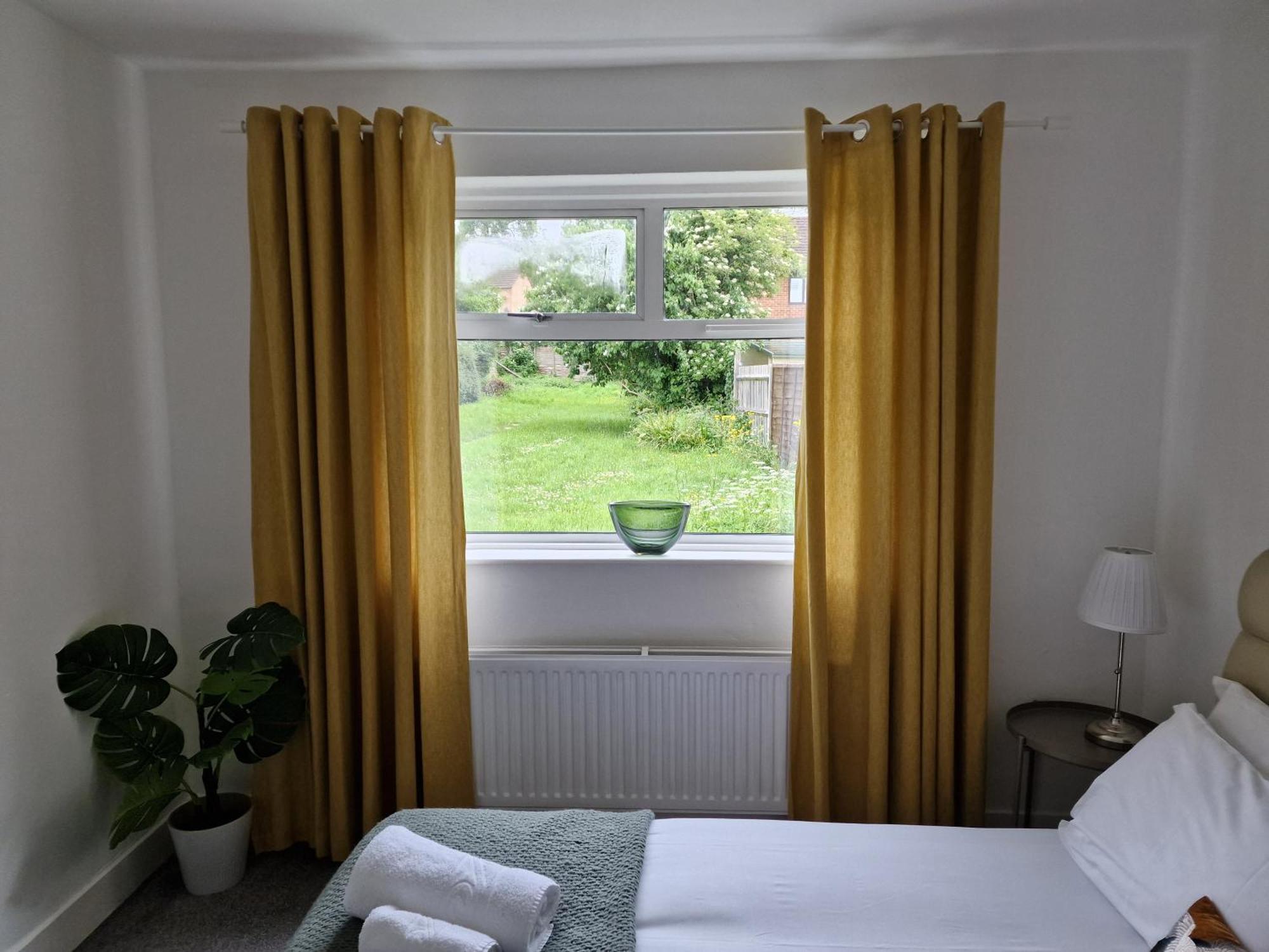 The Firs - 3 Bed With Parking Holiday home *